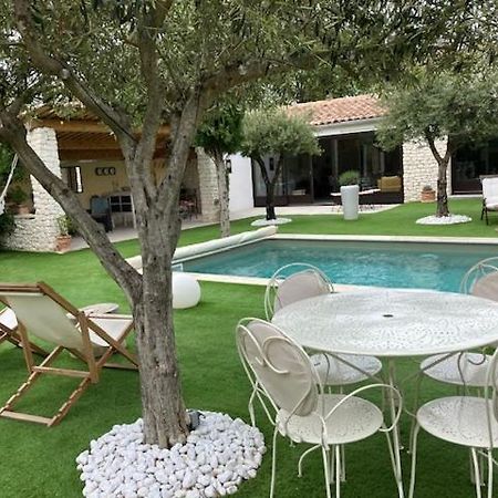 La Maison 1440 LʼIsle-sur-la-Sorgue Exterior foto
